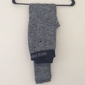 Nike pro pants with tank bundle size medium
